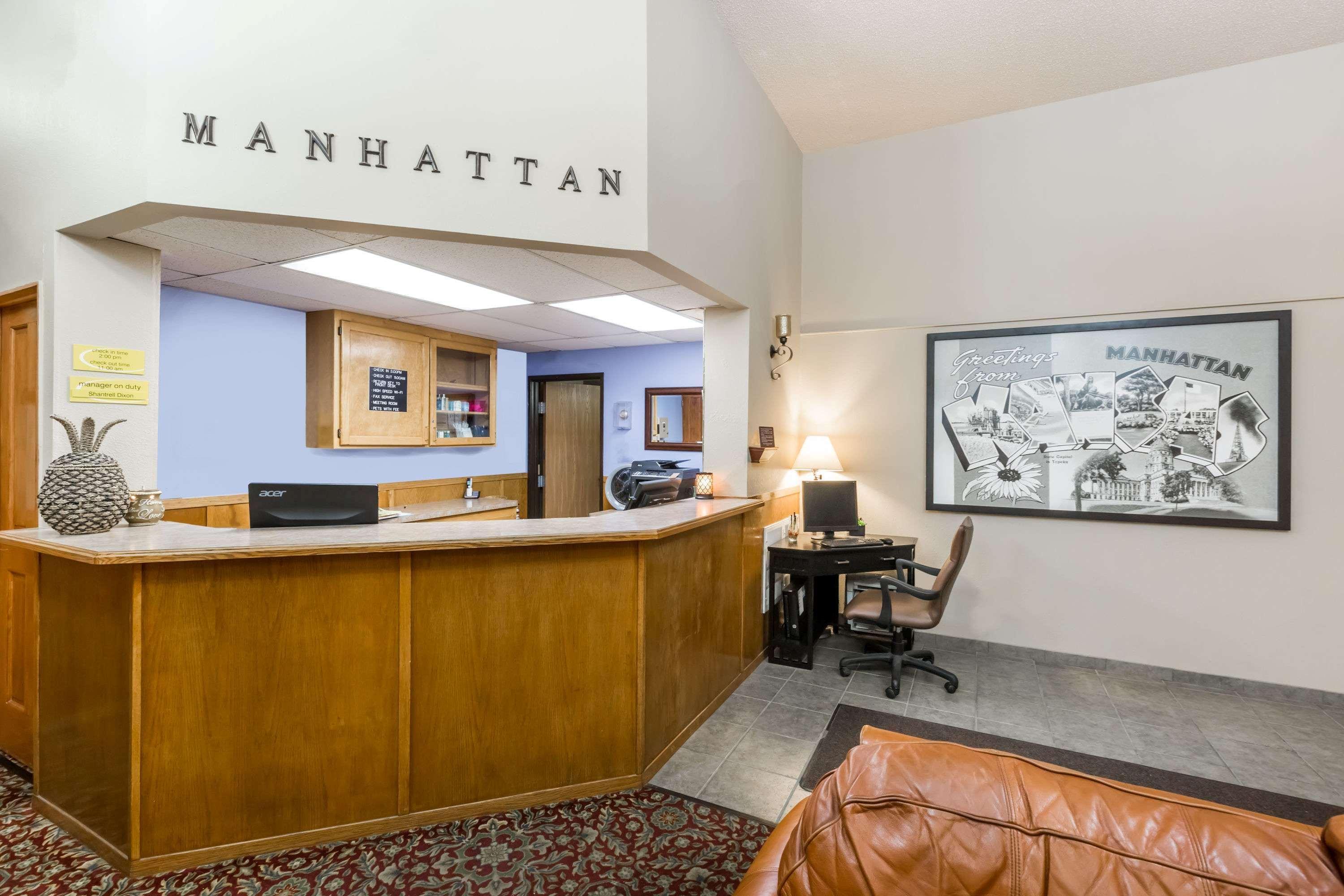 Motel Super 8 By Wyndham Ks Manhattan