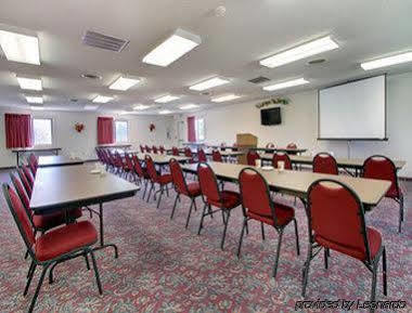 Super 8 By Wyndham Ks Motel